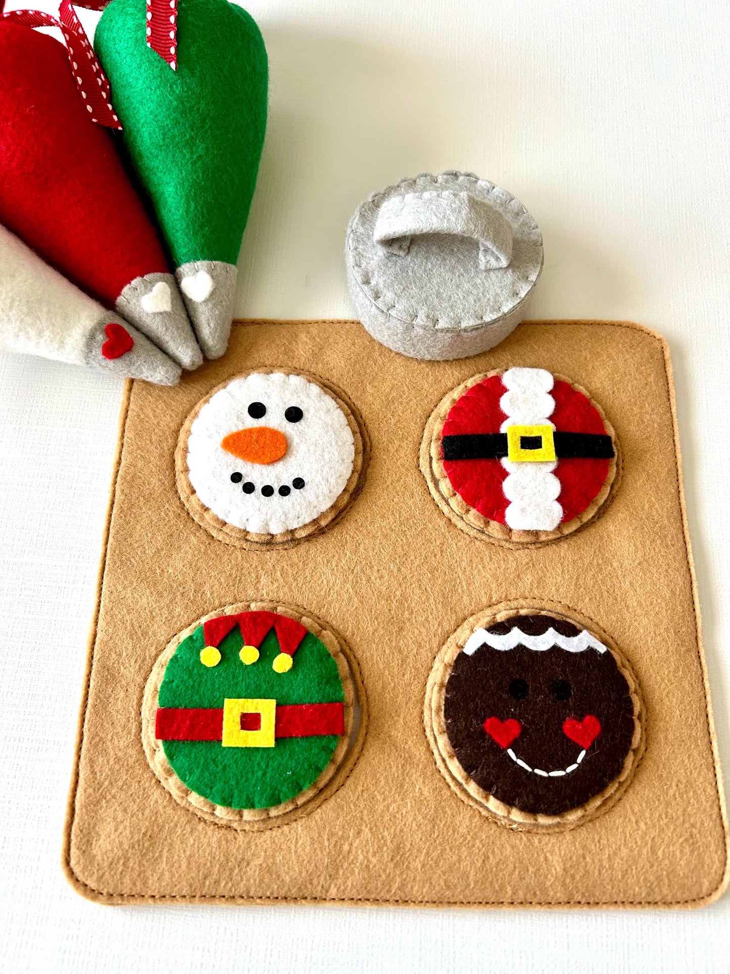 Felt Christmas Cookies, Dough and Cookie Cutter