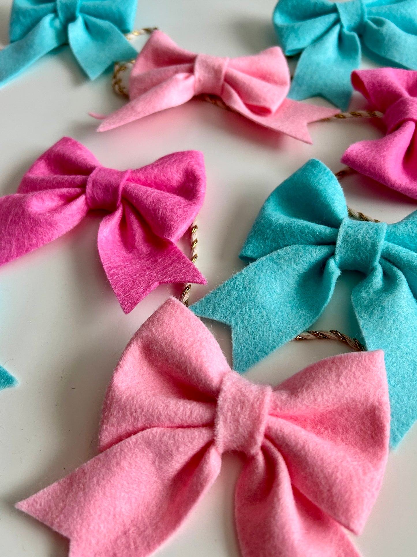 Bow Garland