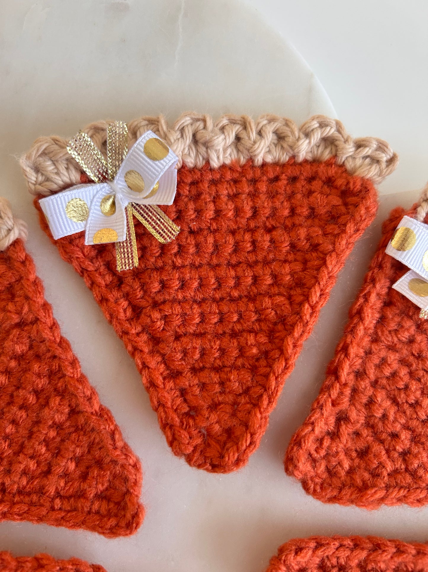 Crochet Pumpkin Pie Garland 3