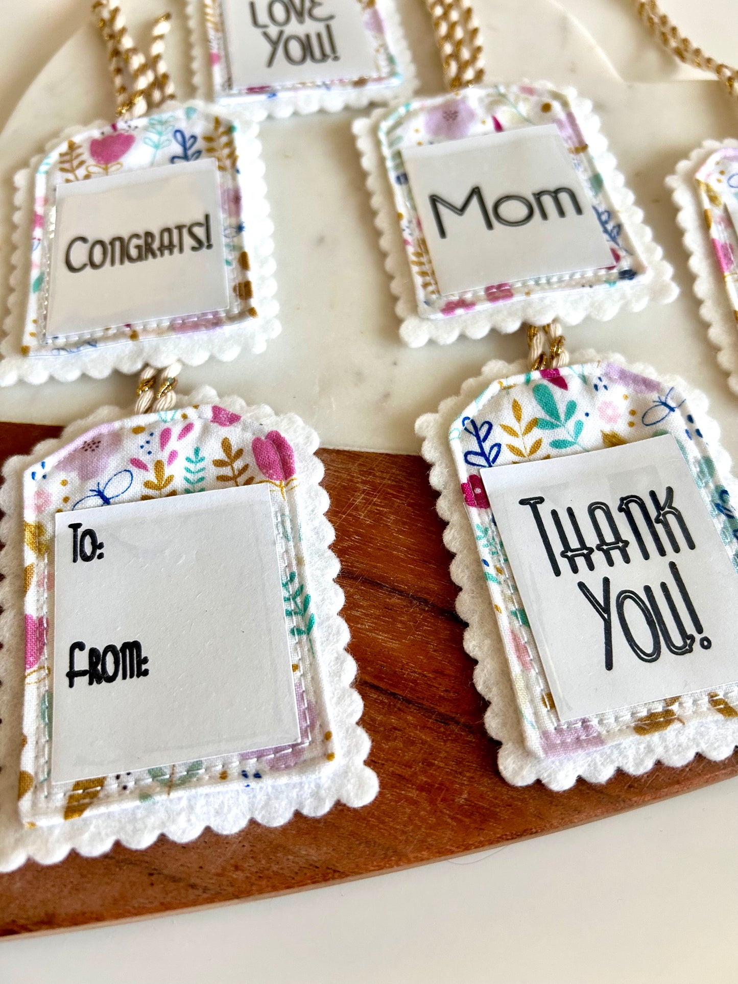 2 Floral Gift Tags