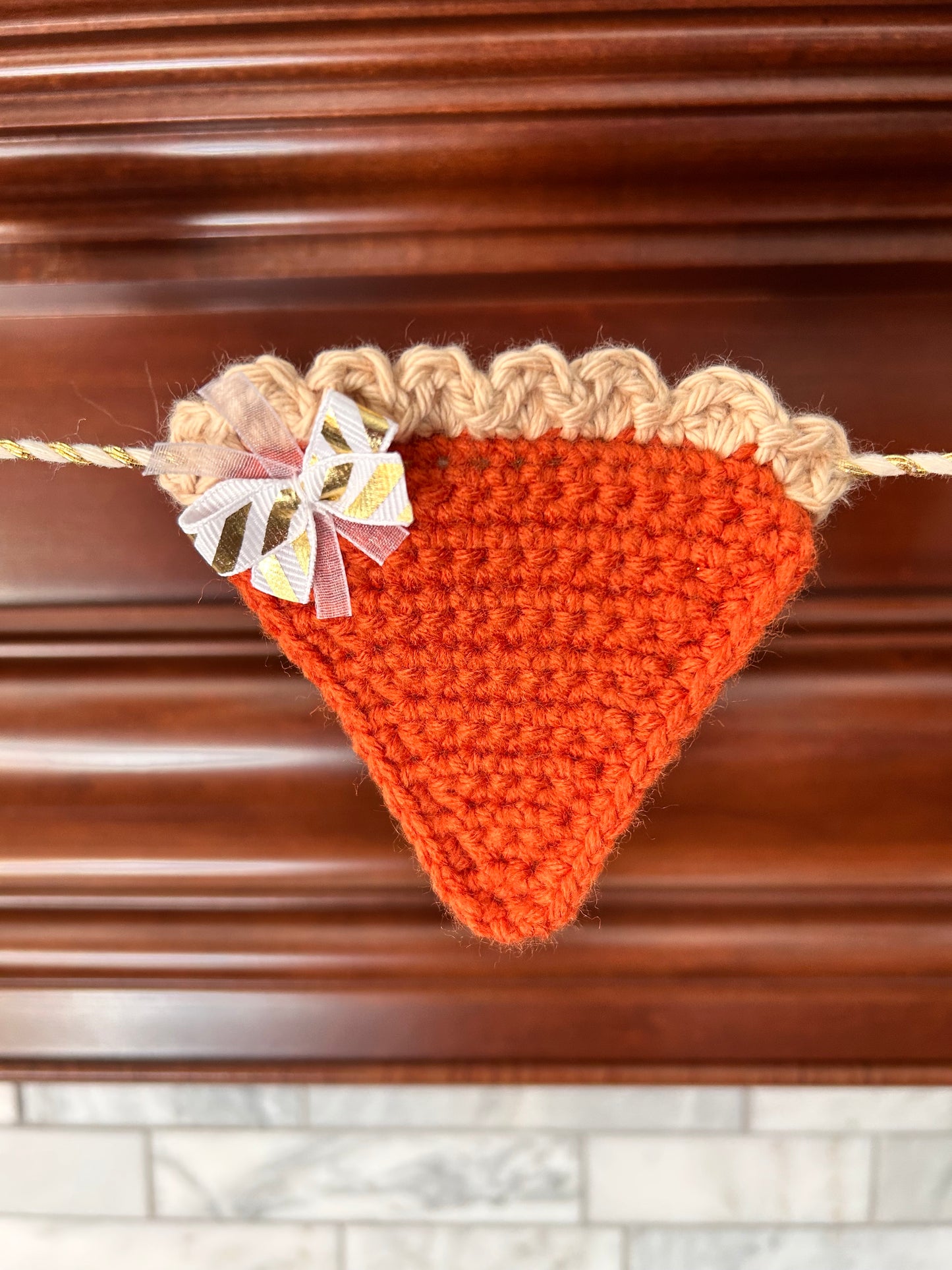 Crochet Pumpkin Pie Garland 2