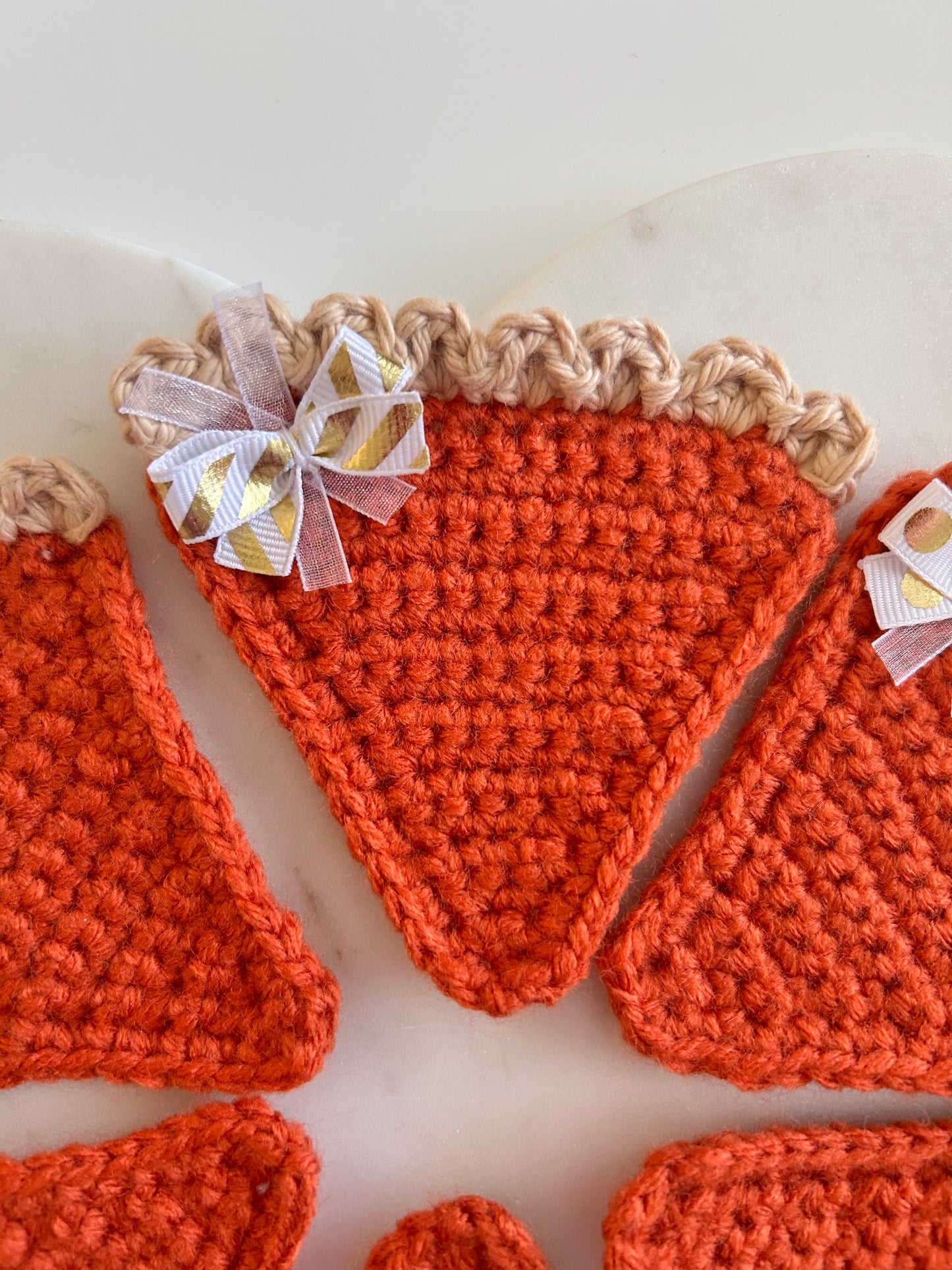 Crochet Pumpkin Pie Garland 2