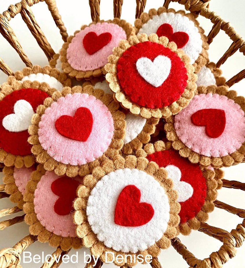3 Scallop Heart Cookies