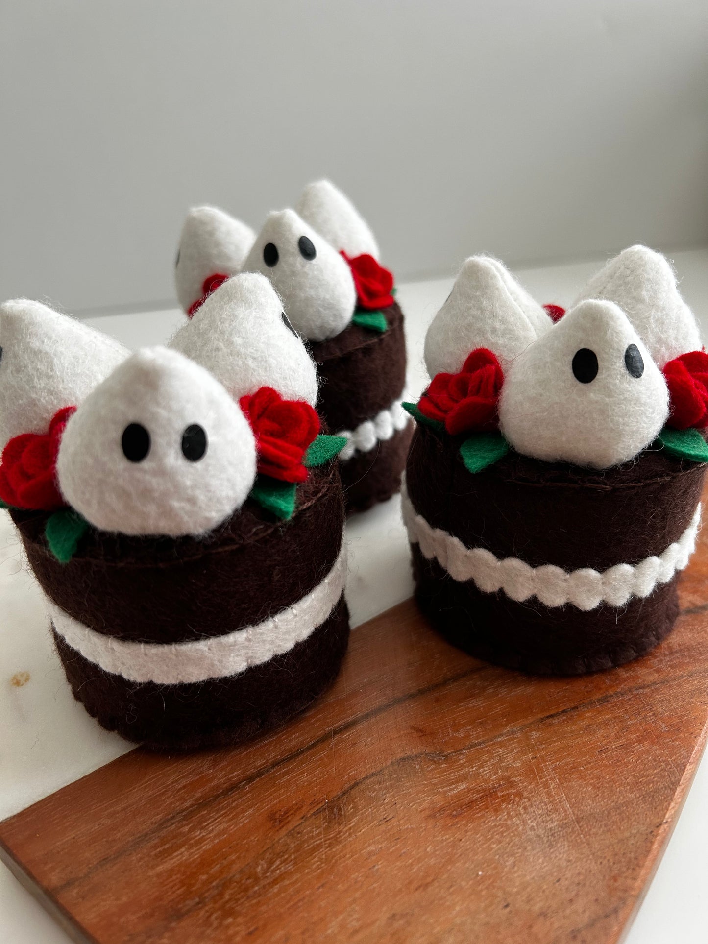 Felt Pretend Play Mini Ghost Cake PDF Pattern